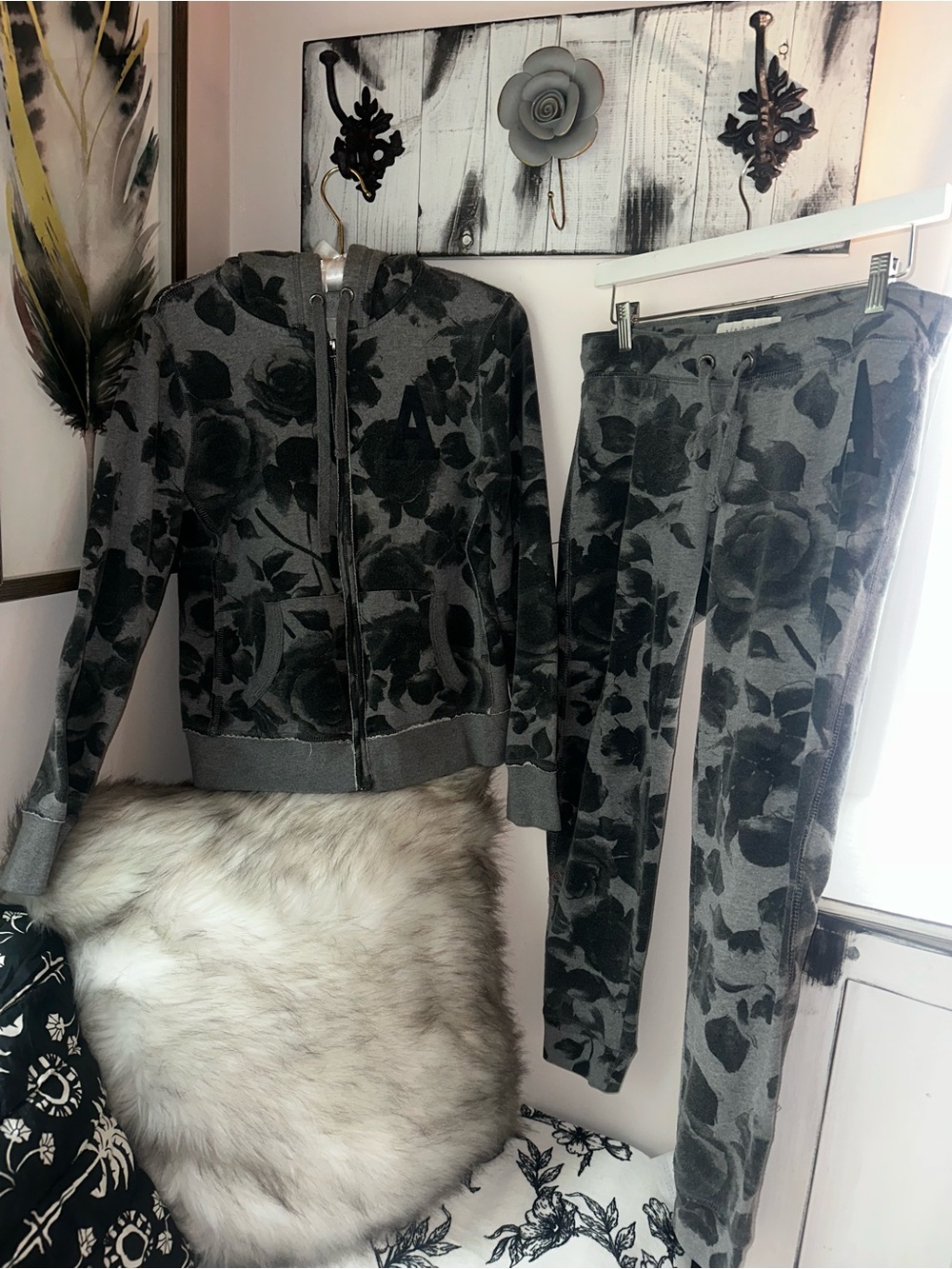 Aeropostale Grey Floral Hoodie & Jogger Set